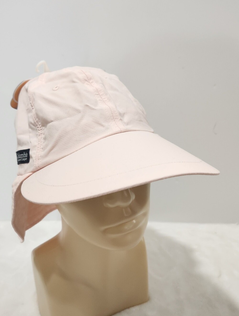 Columbia Sportswear Light Pink Ear Neck Flap Hiking Gardening Sun Hat Cap NWT